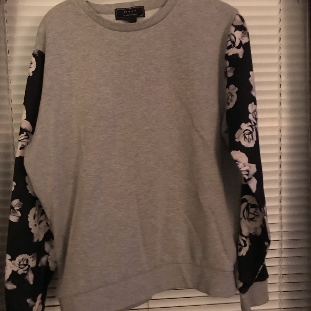 Men’s sweatshirt, size M
